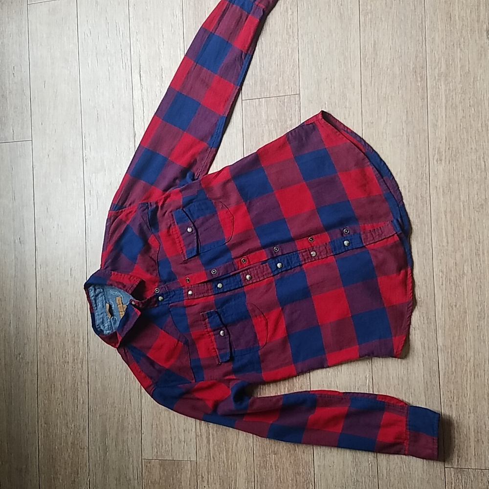 Jachs Girlfriend Flannel Button Down Shirt